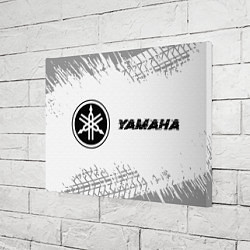 Холст прямоугольный Yamaha speed на светлом фоне со следами шин: надпи, цвет: 3D-принт — фото 2