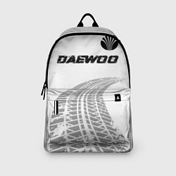 Рюкзак Daewoo speed на светлом фоне со следами шин: симво, цвет: 3D-принт — фото 2