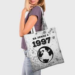 Сумка-шопер На Земле с 1997: краска на светлом, цвет: 3D-принт — фото 2