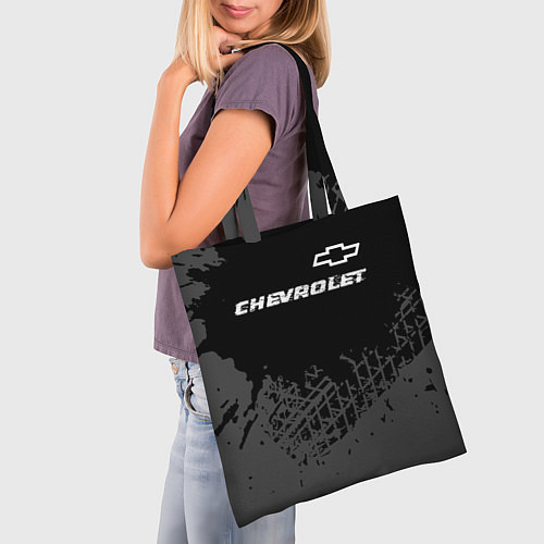 Сумка-шоппер Chevrolet speed на темном фоне со следами шин: сим / 3D-принт – фото 3