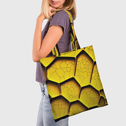 Сумка-шопер Желтые шестиугольники с трещинами - объемная текст, цвет: 3D-принт — фото 2