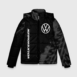 Зимняя куртка для мальчика Volkswagen speed на темном фоне со следами шин: на