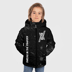 Куртка зимняя для мальчика Darling in the FranXX glitch на темном фоне: надпи, цвет: 3D-черный — фото 2