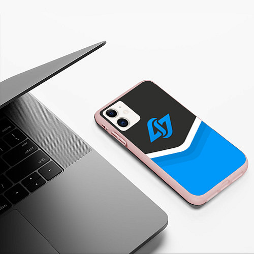 Чехол iPhone 11 матовый CLG Uniform / 3D-Светло-розовый – фото 3