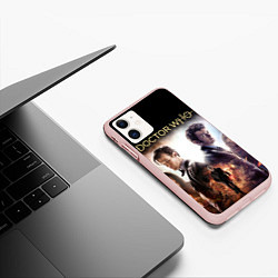 Чехол iPhone 11 матовый Доктор Кто, цвет: 3D-светло-розовый — фото 2