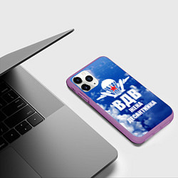 Чехол iPhone 11 Pro матовый Жена десантника - ВДВ, цвет: 3D-фиолетовый — фото 2