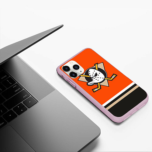 Чехол iPhone 11 Pro матовый Anaheim Ducks / 3D-Розовый – фото 3