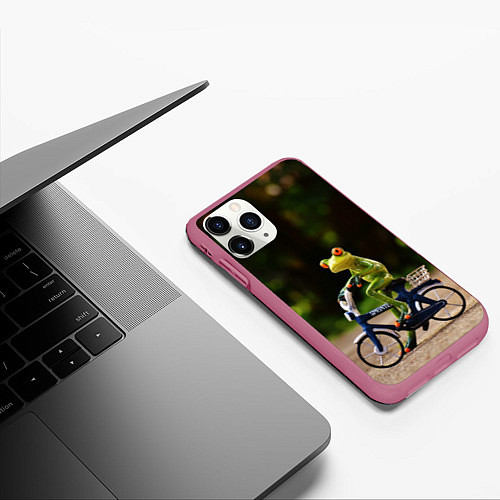 Чехол iPhone 11 Pro матовый Лягушка / 3D-Малиновый – фото 3