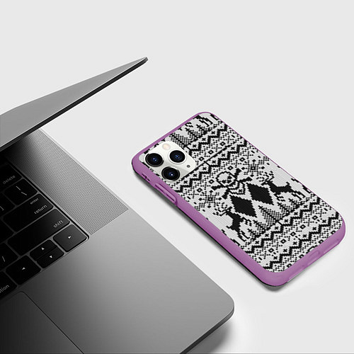 Чехол iPhone 11 Pro матовый Dead Christmas / 3D-Фиолетовый – фото 3