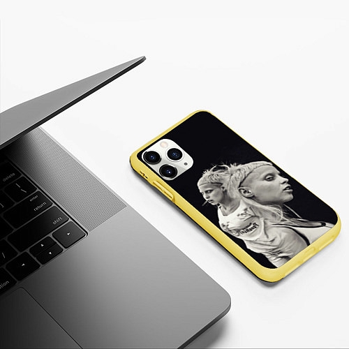 Чехол iPhone 11 Pro матовый Die Antwoord: Black Girl / 3D-Желтый – фото 3