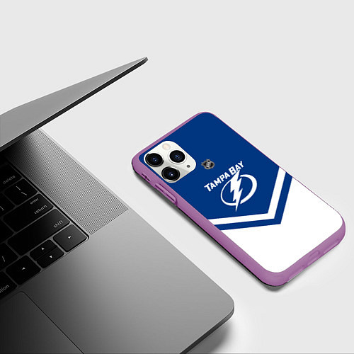 Чехол iPhone 11 Pro матовый NHL: Tampa Bay Lightning / 3D-Фиолетовый – фото 3