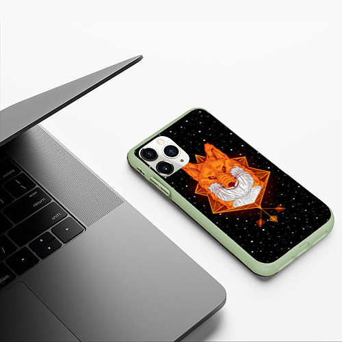 Чехол iPhone 11 Pro матовый Огненный лис / 3D-Салатовый – фото 3