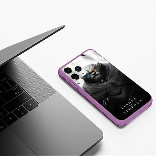 Чехол iPhone 11 Pro матовый Rengar LoL / 3D-Фиолетовый – фото 3