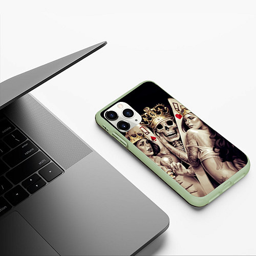 Чехол iPhone 11 Pro матовый Poker Skull / 3D-Салатовый – фото 3