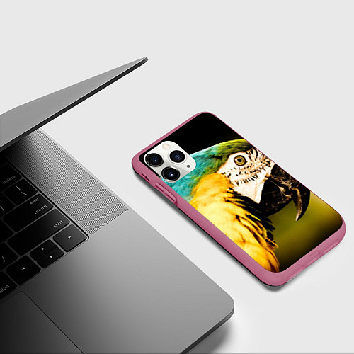 Чехол iPhone 11 Pro матовый Улыбка попугая / 3D-Малиновый – фото 3