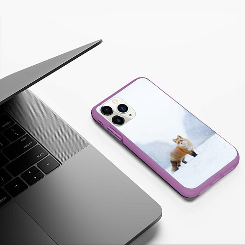 Чехол iPhone 11 Pro матовый Лиса на снегу / 3D-Фиолетовый – фото 3