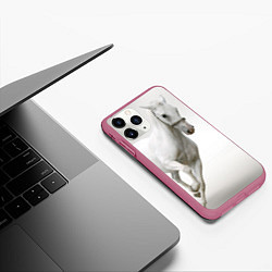 Чехол iPhone 11 Pro матовый Белый конь, цвет: 3D-малиновый — фото 2