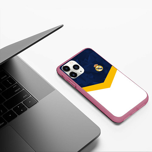 Чехол iPhone 11 Pro матовый Real Madrid FC: Sport / 3D-Малиновый – фото 3