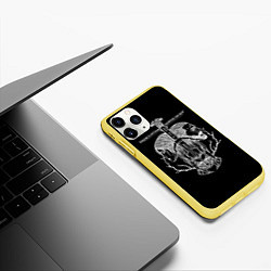 Чехол iPhone 11 Pro матовый Ведьмак, цвет: 3D-желтый — фото 2