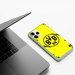 Чехол iPhone 11 Pro матовый FC Borussia Dortmund: Yellow & Black, цвет: 3D-салатовый — фото 2