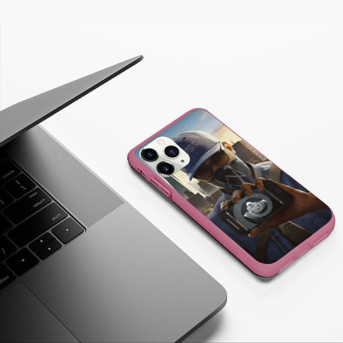 Чехол iPhone 11 Pro матовый Watch Dogs Man / 3D-Малиновый – фото 3