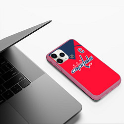 Чехол iPhone 11 Pro матовый Washington Capitals: Ovechkin Red, цвет: 3D-малиновый — фото 2