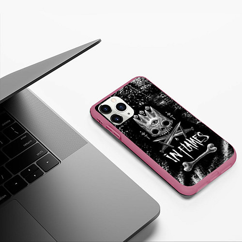 Чехол iPhone 11 Pro матовый In Flames: Skeleton King / 3D-Малиновый – фото 3