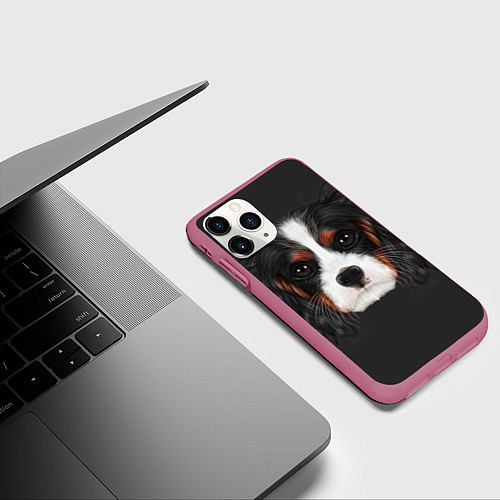 Чехол iPhone 11 Pro матовый Cavalier King Charles / 3D-Малиновый – фото 3