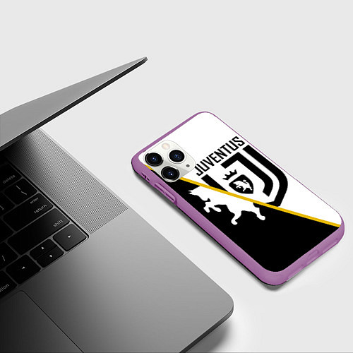 Чехол iPhone 11 Pro матовый FC Juventus: Football Point / 3D-Фиолетовый – фото 3