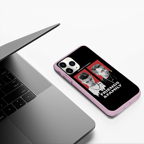 Чехол iPhone 11 Pro матовый Markul: Friends & Family / 3D-Розовый – фото 3
