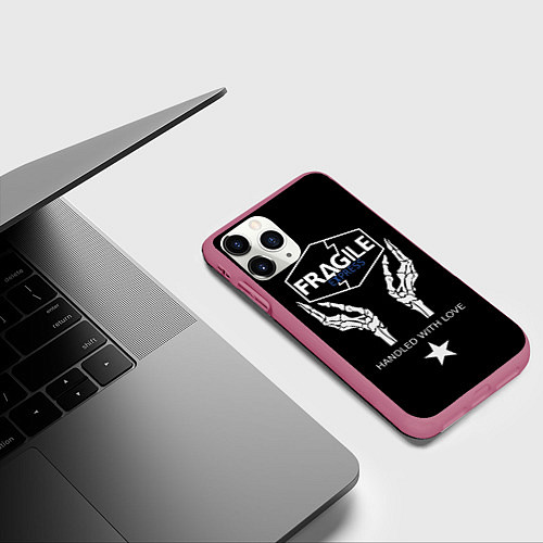 Чехол iPhone 11 Pro матовый Death Stranding: Fragile Express / 3D-Малиновый – фото 3