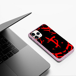 Чехол iPhone 11 Pro матовый DOOM: Red Slayer, цвет: 3D-розовый — фото 2