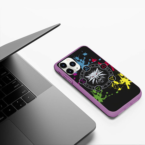 Чехол iPhone 11 Pro матовый Ведьмак: Сила стихий / 3D-Фиолетовый – фото 3