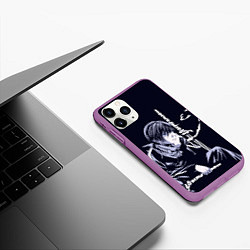 Чехол iPhone 11 Pro матовый Бездомный бог, цвет: 3D-фиолетовый — фото 2