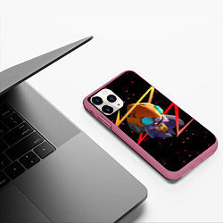 Чехол iPhone 11 Pro матовый Dota 2 Tinker, цвет: 3D-малиновый — фото 2