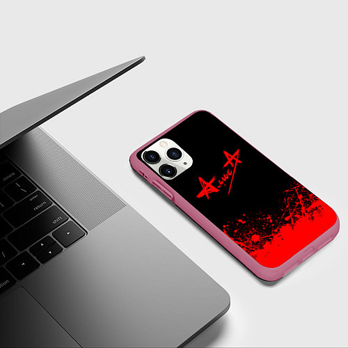 Чехол iPhone 11 Pro матовый АлисА на спине / 3D-Малиновый – фото 3
