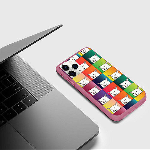 Чехол iPhone 11 Pro матовый Woman Yelling at Cat / 3D-Малиновый – фото 3