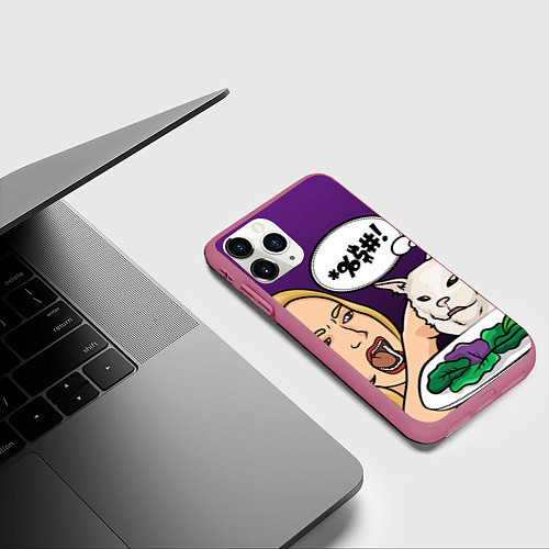 Чехол iPhone 11 Pro матовый Woman yelling at a cat / 3D-Малиновый – фото 3