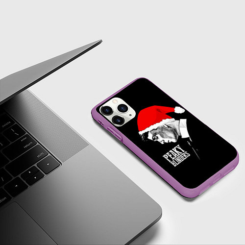Чехол iPhone 11 Pro матовый Новогодний Острые Козырьки / 3D-Фиолетовый – фото 3