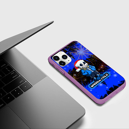 Чехол iPhone 11 Pro матовый НОВОГОДНИЙ UNDERTALE / 3D-Фиолетовый – фото 3
