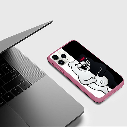 Чехол iPhone 11 Pro матовый MONOKUMA / 3D-Малиновый – фото 3