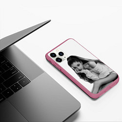 Чехол iPhone 11 Pro матовый Ariana Grande Ариана Гранде, цвет: 3D-малиновый — фото 2