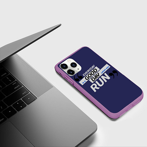 Чехол iPhone 11 Pro матовый Бегу - значит живу / 3D-Фиолетовый – фото 3