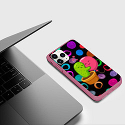 Чехол iPhone 11 Pro матовый Влюбленные кактус и шарик, цвет: 3D-малиновый — фото 2