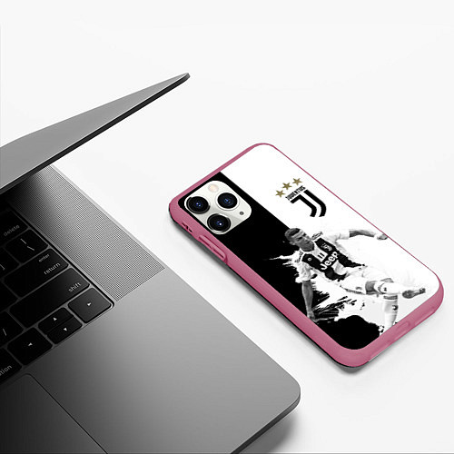 Чехол iPhone 11 Pro матовый Cristiano Ronaldo / 3D-Малиновый – фото 3