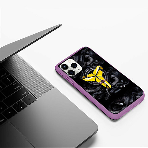 Чехол iPhone 11 Pro матовый Los Angeles LakersKobe Bryan / 3D-Фиолетовый – фото 3