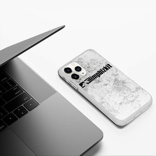 Чехол iPhone 11 Pro матовый LIMP BIZKIT / 3D-Белый – фото 3