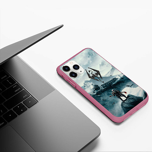 Чехол iPhone 11 Pro матовый Skyrim Warrior / 3D-Малиновый – фото 3