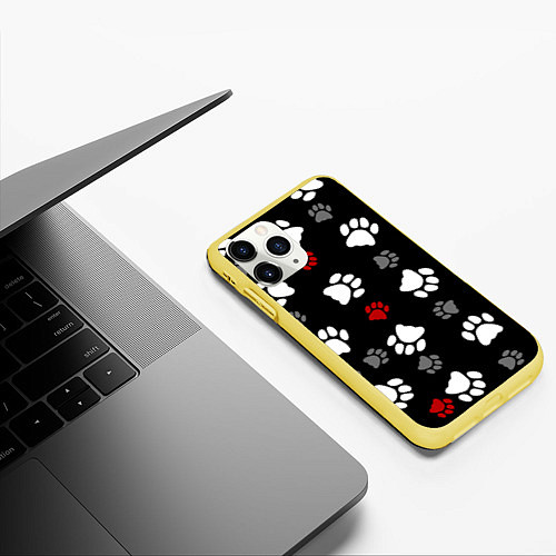 Чехол iPhone 11 Pro матовый Следы лап / 3D-Желтый – фото 3