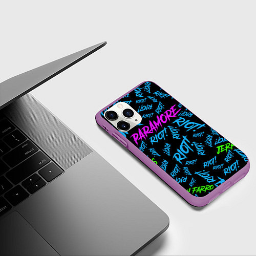 Чехол iPhone 11 Pro матовый Paramore RIOT! / 3D-Фиолетовый – фото 3